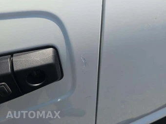 2023 Nissan TITAN SV Crew Cab Short Bed - miniatura 24