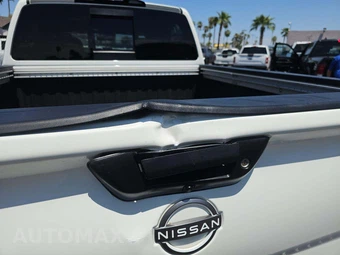 2023 Nissan TITAN SV Crew Cab Short Bed - miniatura 25