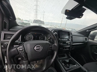 2023 Nissan TITAN SV Crew Cab Short Bed - miniatura 11