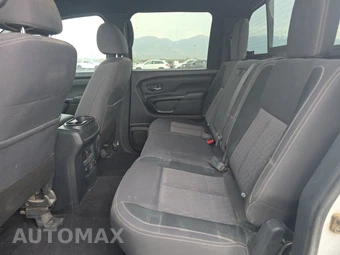 2023 Nissan TITAN SV Crew Cab Short Bed - miniatura 13