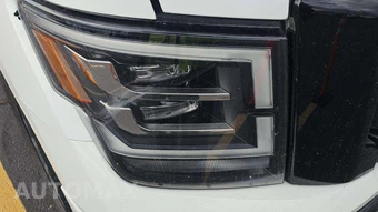 2023 Nissan TITAN SV Crew Cab Short Bed - miniatura 23