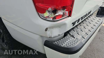2023 Nissan TITAN SV Crew Cab Short Bed - miniatura 27