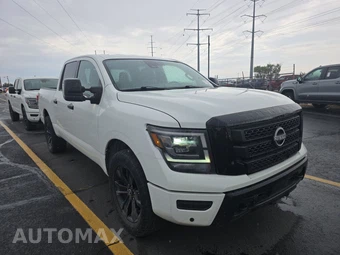 2023 Nissan TITAN SV Crew Cab Short Bed - miniatura 3