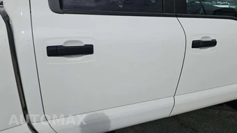 2023 Nissan TITAN SV Crew Cab Short Bed - miniatura 33
