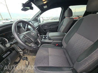 2023 Nissan TITAN SV Crew Cab Short Bed - miniatura 7