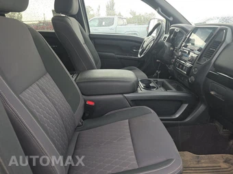 2023 Nissan TITAN SV Crew Cab Short Bed - miniatura 8