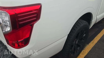 2023 Nissan TITAN SV Crew Cab Short Bed - miniatura 31
