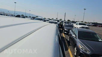 2023 Nissan TITAN SV Crew Cab Short Bed - miniatura 27