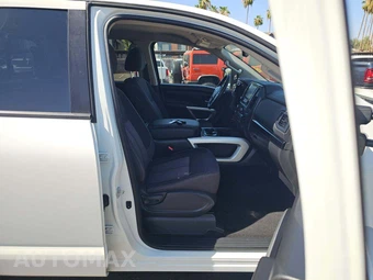 2023 Nissan TITAN SV Crew Cab Short Bed - miniatura 15