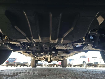 2023 Nissan TITAN SV Crew Cab Short Bed - miniatura 17
