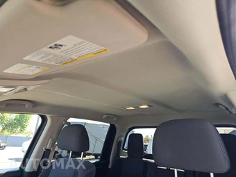 2023 Nissan TITAN SV Crew Cab Short Bed - miniatura 8