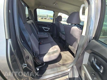 2023 Nissan TITAN SV Crew Cab Short Bed - miniatura 13