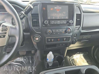2023 Nissan TITAN SV Crew Cab Short Bed - miniatura 7