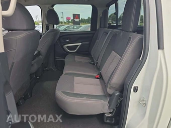 2023 Nissan TITAN SV Crew Cab Short Bed – miniatura 10