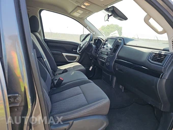 2023 Nissan TITAN SV Crew Cab Short Bed - miniatura 8