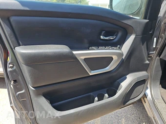 2023 Nissan TITAN SV Crew Cab Short Bed - miniatura 9