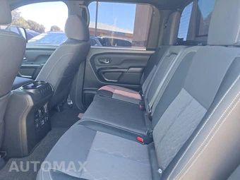 2023 Nissan TITAN SV Crew Cab Short Bed - miniatura 13