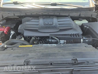 2023 Nissan TITAN SV Crew Cab Short Bed - miniatura 16