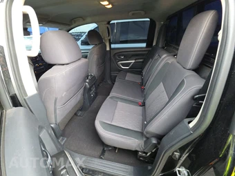 2023 Nissan TITAN SV Crew Cab Short Bed - miniatura 13