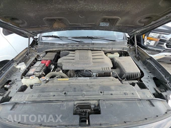 2023 Nissan TITAN SV Crew Cab Short Bed - miniatura 15