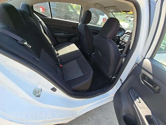 2023 Nissan Versa S - miniatura 16