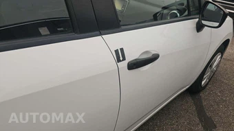 2023 Nissan Versa S – miniatura 29