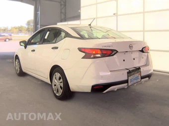 2023 Nissan Versa S – miniatura 6