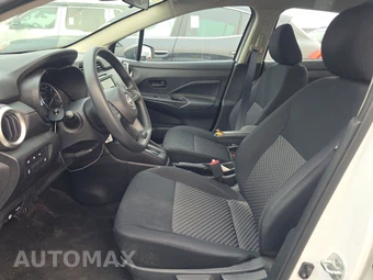 2023 Nissan Versa S – miniatura 7