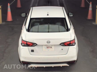 2023 Nissan Versa S – miniatura 5