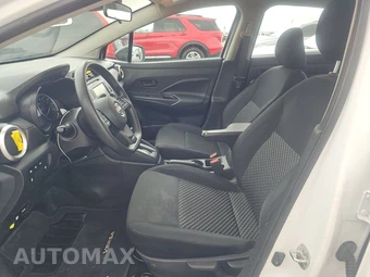 2023 Nissan Versa S – miniatura 7