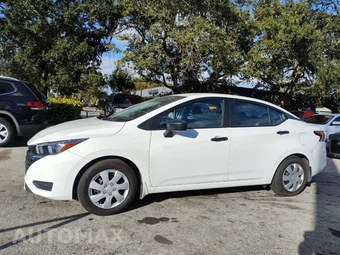 2023 Nissan Versa S - miniatura 3