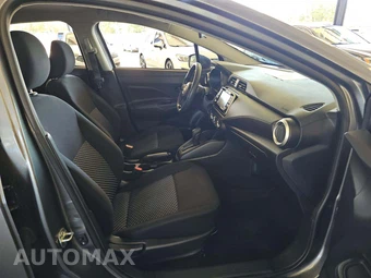 2023 Nissan Versa S – miniatura 15