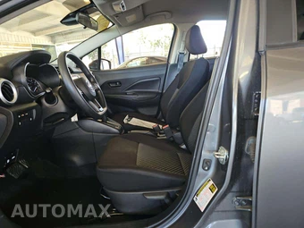 2023 Nissan Versa S – miniatura 3