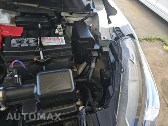 2023 Nissan Versa SR – miniatura 21