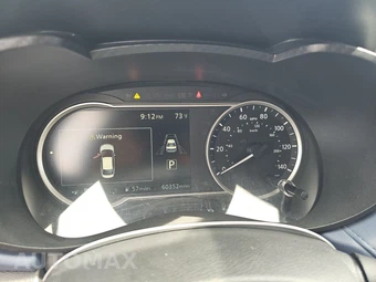 2023 Nissan Versa SV – miniatura 12