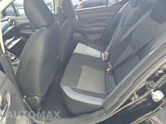 2023 Nissan Versa SV – miniatura 13