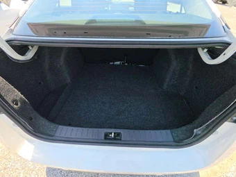 2023 Nissan Versa SV – miniatura 14