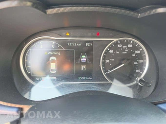 2023 Nissan Versa SV – miniatura 9