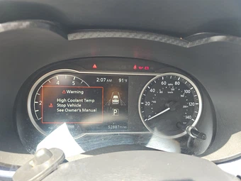 2023 Nissan Versa SV - miniatura 12