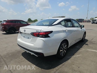 2023 Nissan Versa SV - miniatura 4