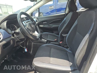 2023 Nissan Versa SV - miniatura 7