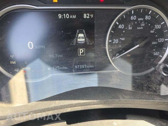2023 Nissan Versa SV - miniatura 9
