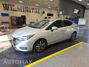 2023 Nissan Versa SV