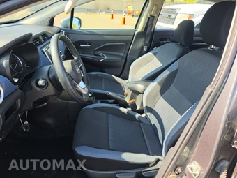 2023 Nissan Versa SV - miniatura 7