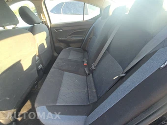 2023 Nissan Versa SV – miniatura 13