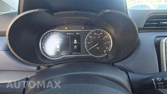 2023 Nissan Versa SV – miniatura 25