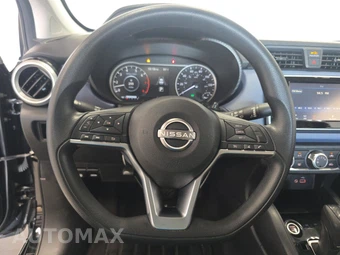 2023 Nissan Versa SV – miniatura 10