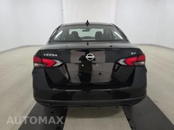 2023 Nissan Versa SV – miniatura 5