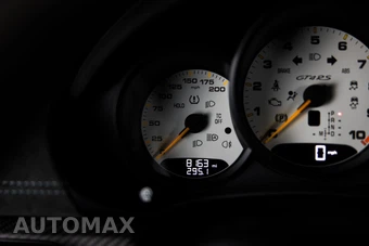2023 Porsche 718 Cayman GT4 RS - miniatura 27