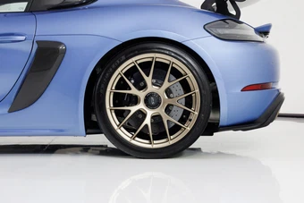 2023 Porsche 718 Cayman GT4 RS - miniatura 11